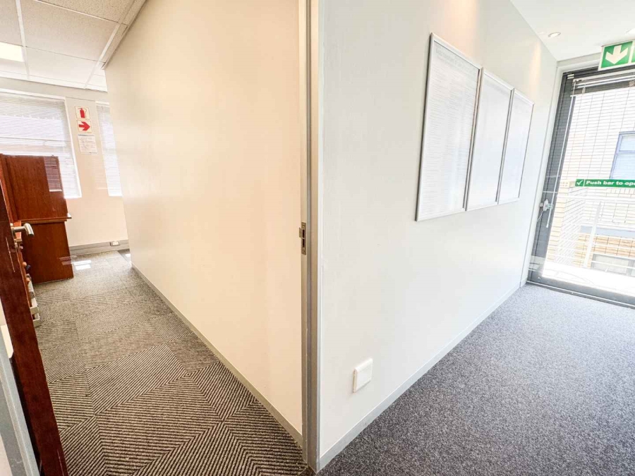 To Let Commercial Property for Rent in Plattekloof Western Cape